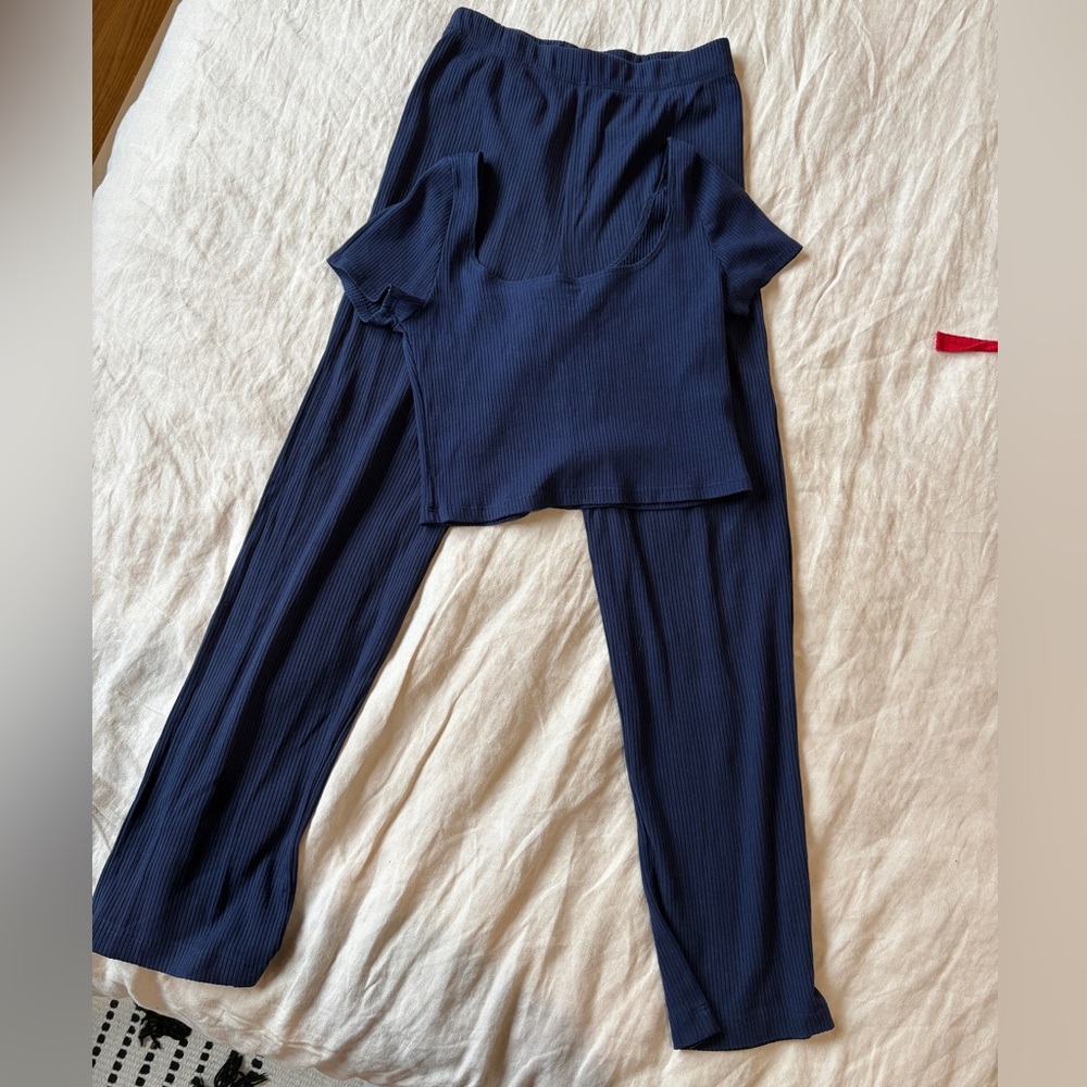 Reformation Navy Ribbed Set - Picture 3 of 9